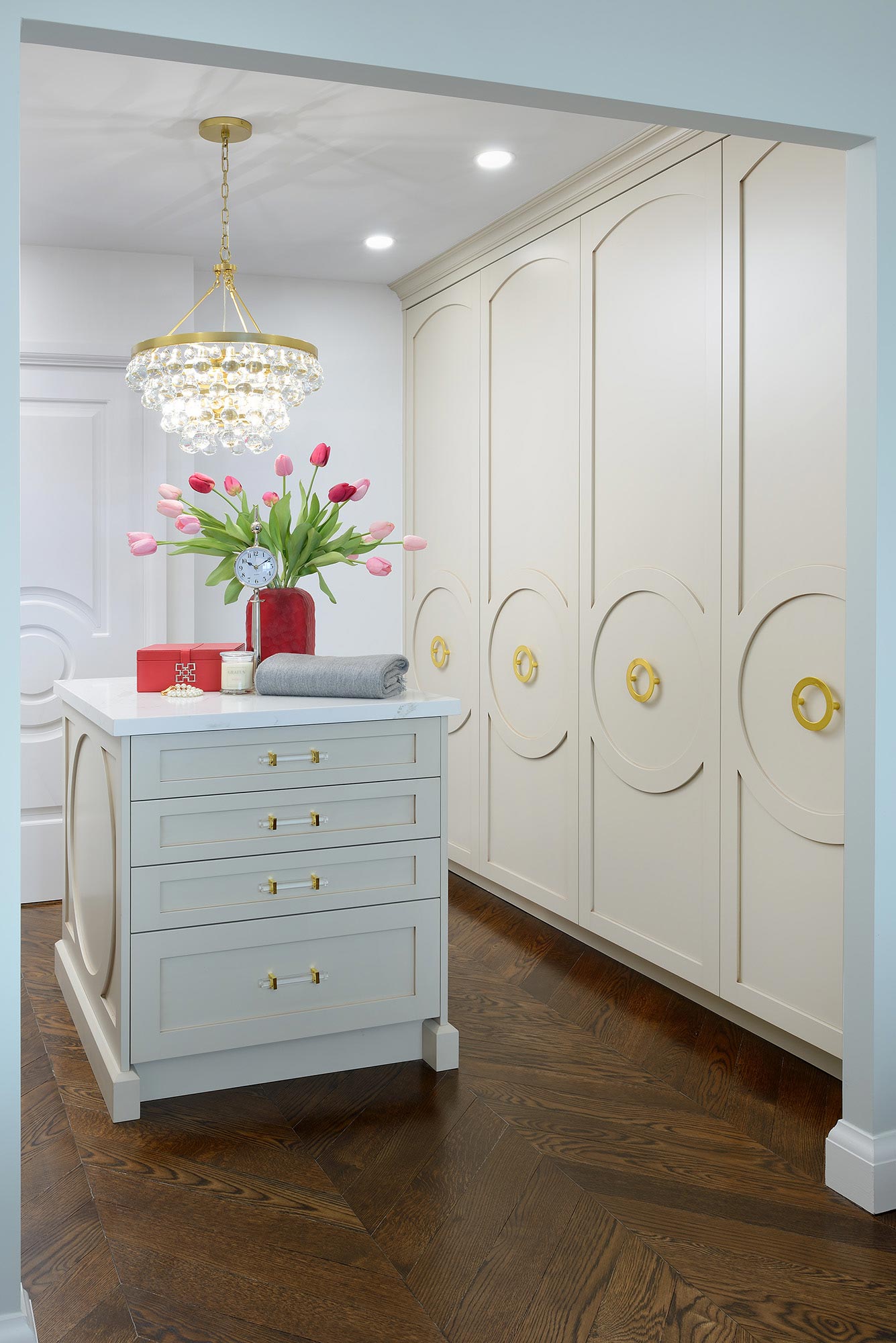 walk in closet gallery cabinet company Toronto