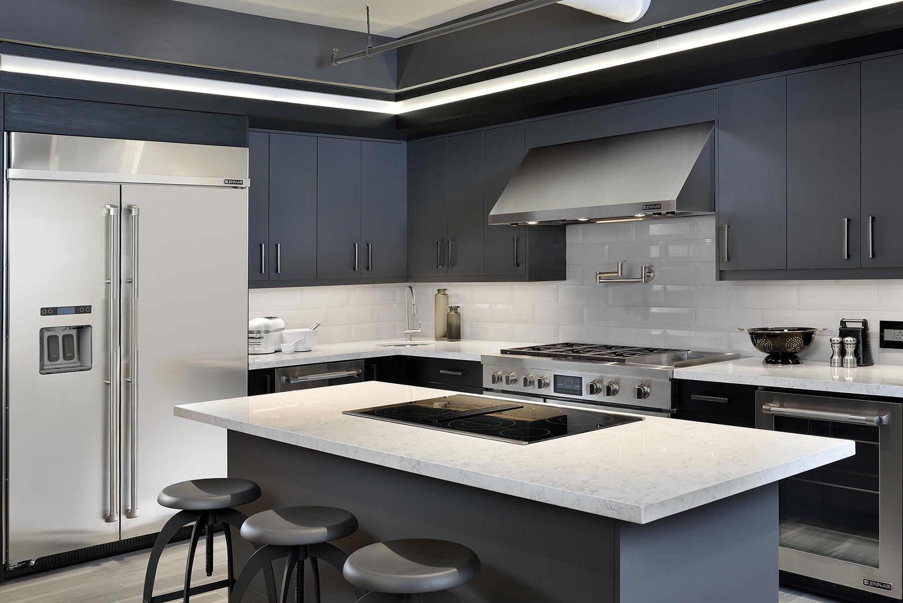 Modern Kitchen Cabinet Renovation Company Toronto - Impressions kitchens