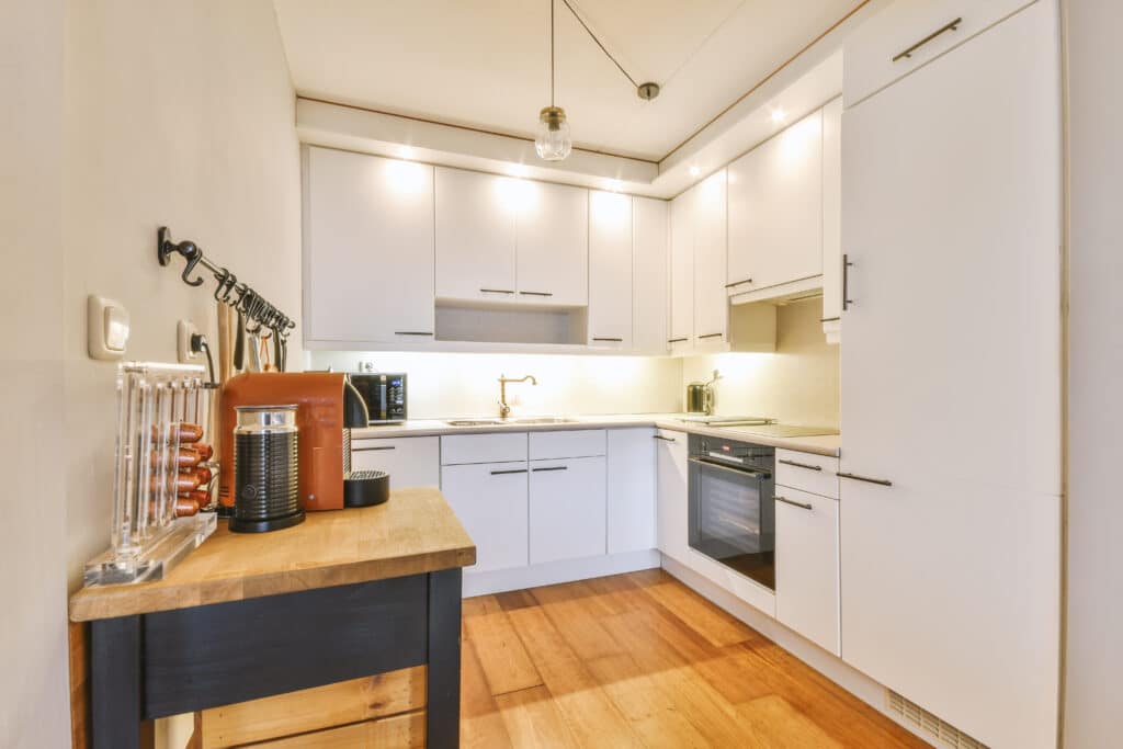 white simple kitchen cabinets