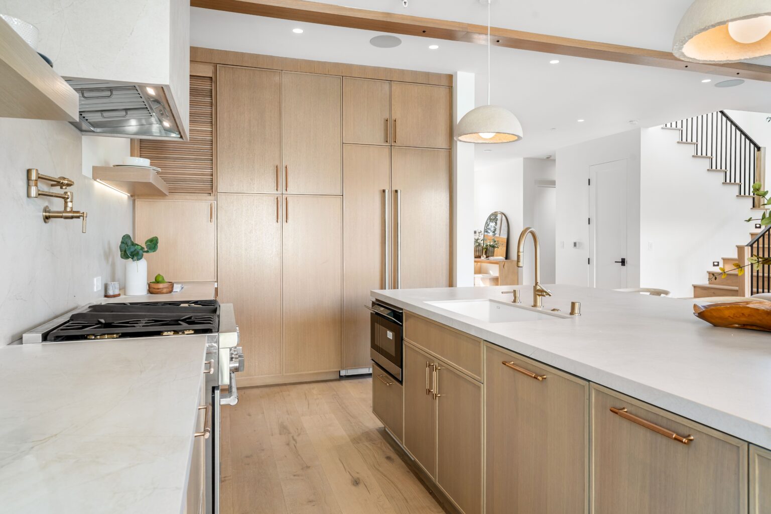 What’s the Best Wood for Custom Kitchen Cabinets? Pros & Cons Explained ...